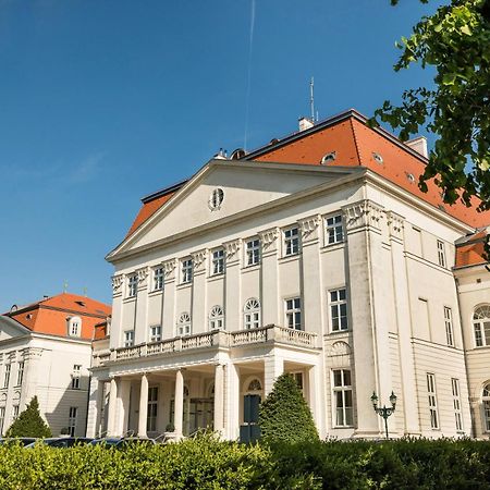 Austria Trend Hotel Schloss Wilhelminenberg Wien Dış mekan fotoğraf